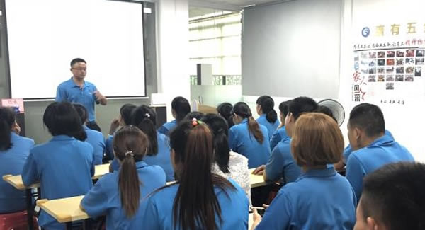 廣有合頁(yè)為滿足客戶訂單，全員付出不亞于任何人的努力